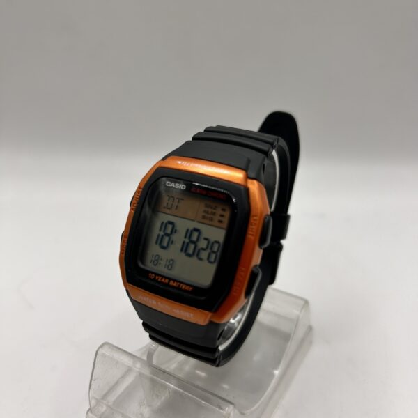 478208 1 scaled RELOJ DE PULSERA CASIO W-96M NEGRO Y NARANJA