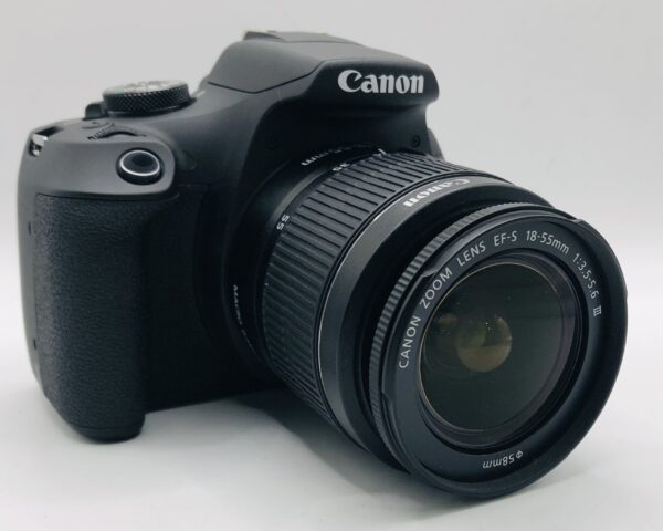 482140 4 CAMARA CANON EOS 2000D+CAJA Y CARGADOR