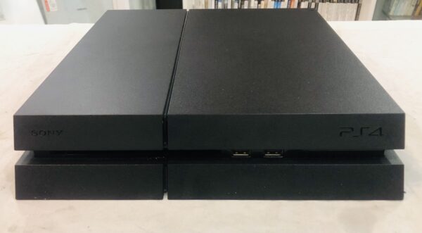 482232 2 scaled CONSOLA SONY PS4 FAT 1TB + MANDO + CABLES