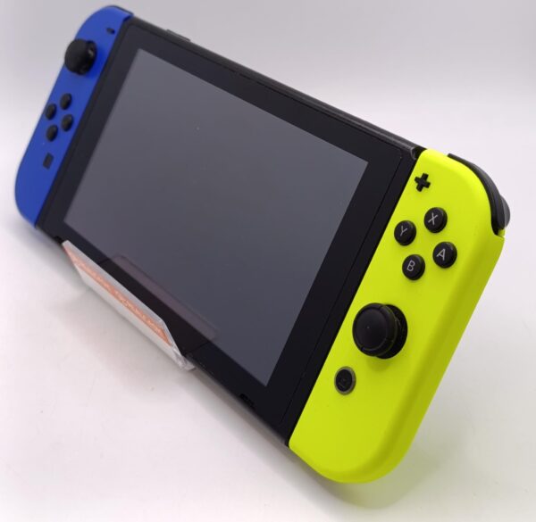 482762 3 CONSOLA NINTENDO SWITCH 2021 AZUL/AMARILLO + CARGADOR + BASE + GRIP + BANDS