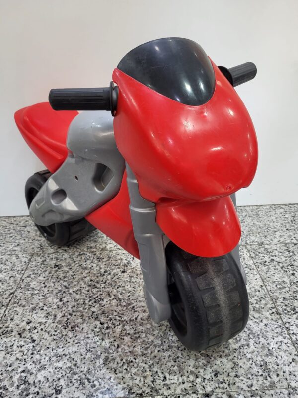 482888 5 MOTO CORREPASILLOS GRIS ROJA