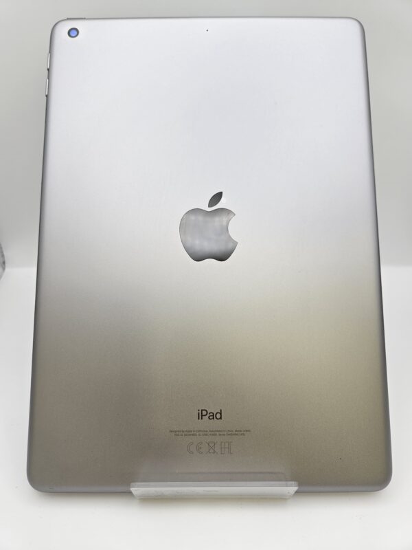 483622 3 scaled IPAD 6 GEN 32GB GRIS