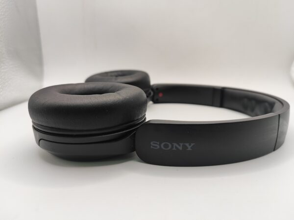IMG 20240801 115834 scaled AURICULARES SONY WH-CH520 BLUETOOTH + CAJA
