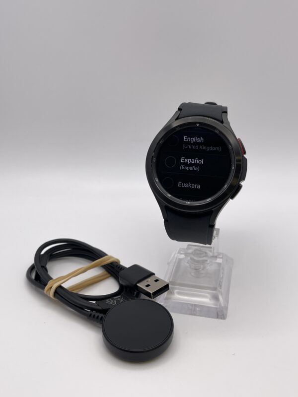 IMG 5196SAMU050824 88 scaled SMARTWATCH SAMSUNG GALAXY WATCH 4 46MM CON CABLE DE CARGA