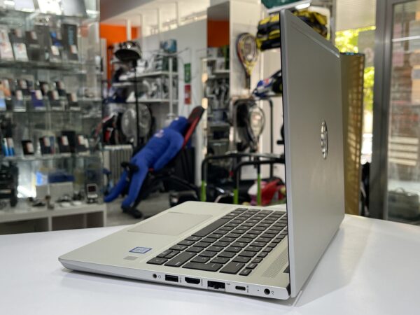 IMG 5472SAMU070824 83 scaled PORTATIL HP PROBOOK 430 G6 I5 8265U 256GB/ 8GB RAM PLATEADO WIN 10 CON CARGADOR