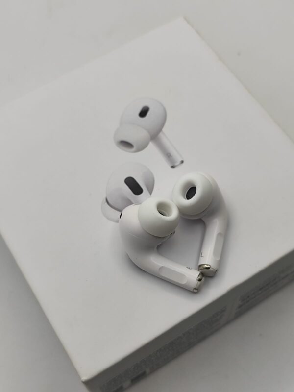 Imagen de WhatsApp 2024 08 27 a las 11.48.22 132c9c79 APPLE AIRPODS PRO 2RD GEN + CAJA