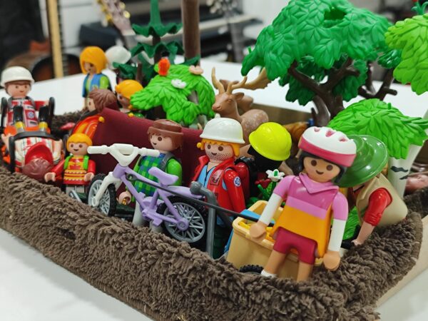 Imagen de WhatsApp 2024 08 29 a las 11.39.13 e6ce9d64 CONJUNTO FIGURAS PLYMOBIL NATURALEZA, ANIMALES Y CICLISMO.