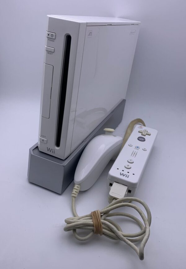 WhatsApp Image 2024 08 01 at 17.03.24 CONSOLA NINTENDO WII RVL 001 + MANDO Y CABLES