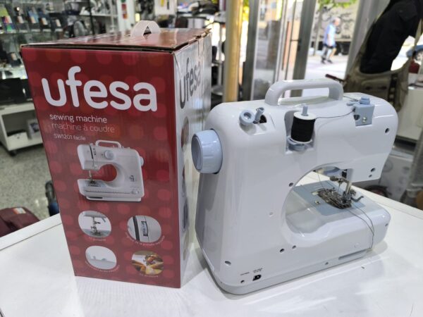 WhatsApp Image 2024 08 29 at 18.56.36 1 MAQUINA DE COSER UFESA SW1201 + CAJA