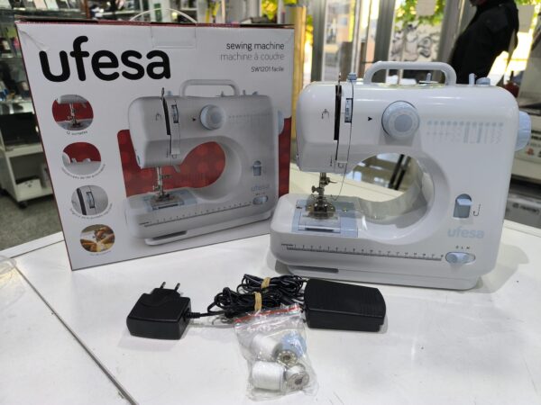 WhatsApp Image 2024 08 29 at 18.56.36 MAQUINA DE COSER UFESA SW1201 + CAJA