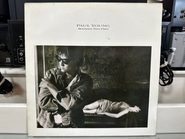 WhatsApp Image 2024 08 30 at 12.33.24 VINILO PAUL YOUNG BETWEEN THOW FINES