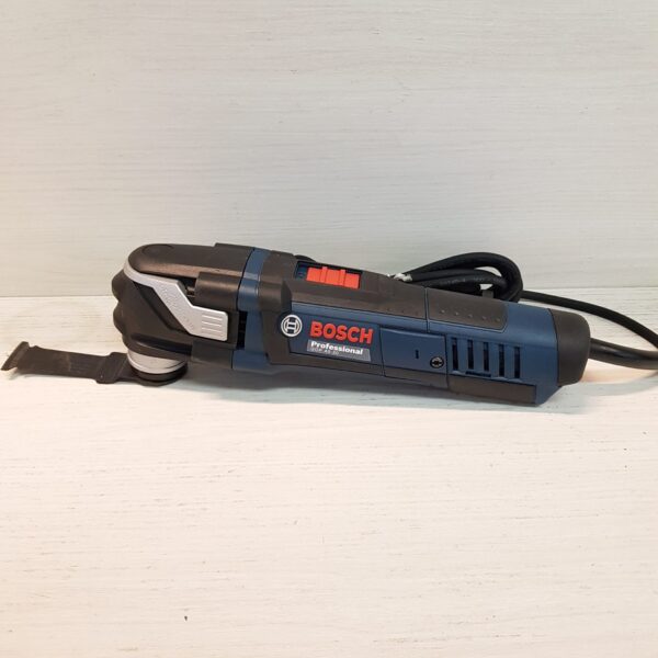 05 U494603 3 MULTIHERRAMIENTA BOSCH GOP 40-30 400W + ACC