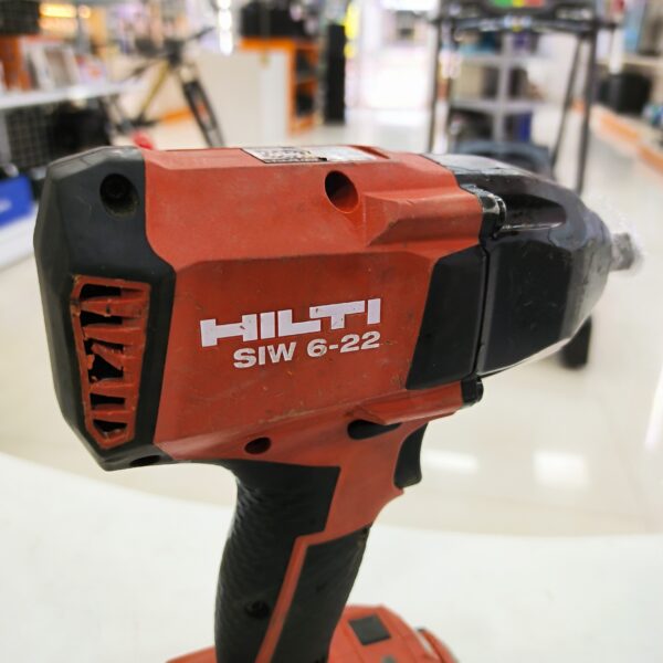 3851918 4 scaled LLAVE DE IMPACTO HILTI SIW 6-22 + BATERÍA