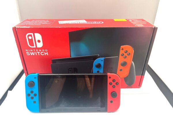 469670 2 CONSOLA NINTENDO SWITCH 32 GB + CAJA + ACC