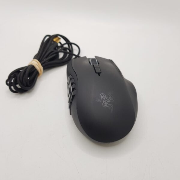 478403 2 RATÓN RAZER NAGA CHROMA WIRED GAMING MOUSE RZ01-0161