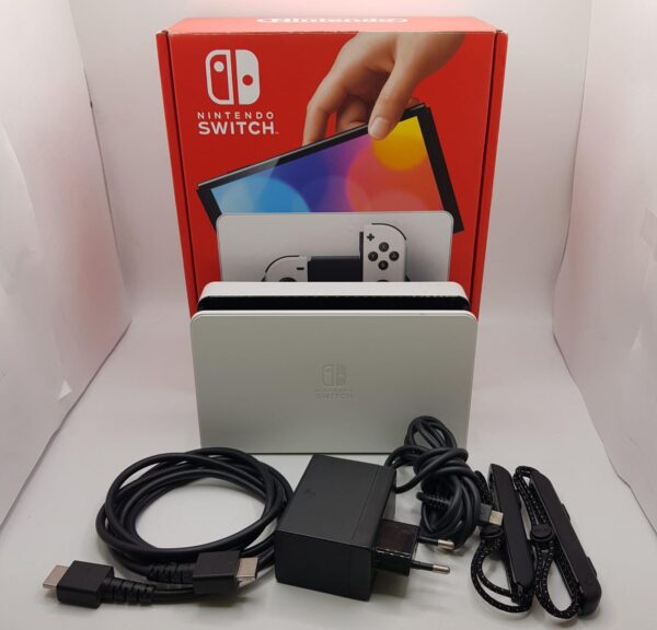 482117 8 NINTENDO SWITCH OLED + CAJA + ACC