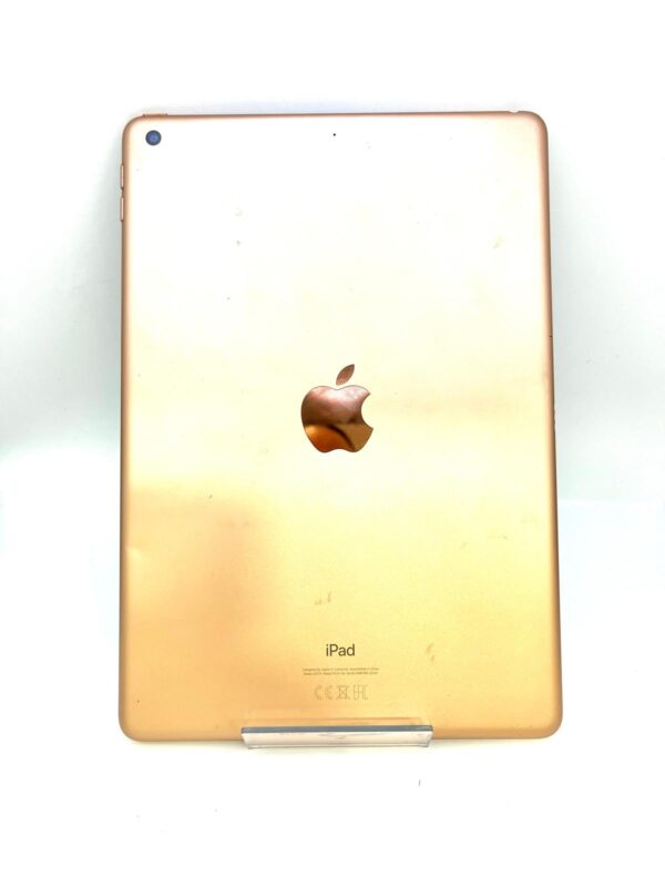 483665 3 IPAD 8 GEN 32GB PLATA