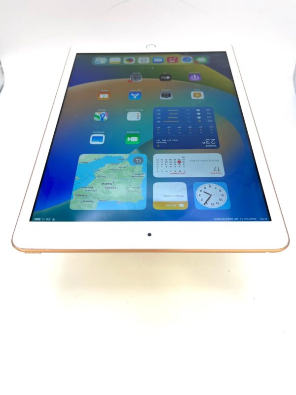 483665 6 IPAD 8 GEN 32GB PLATA