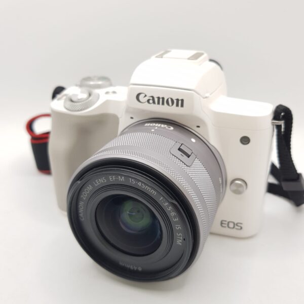 486611 7 CAMARA EVIL CANON EOS M50 4K 24MPX BLANCA + 15-45MM IS STM + SD 128GB + FUNDA Y CARGADOR