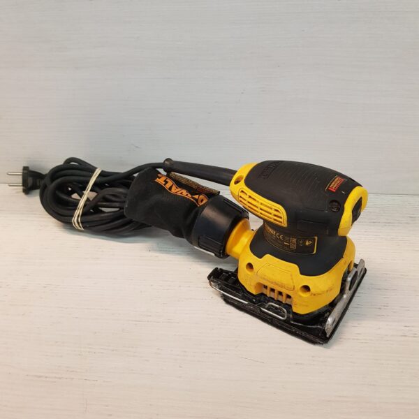 492822 2 LIJADORA DEWALT DWE6411 230 W