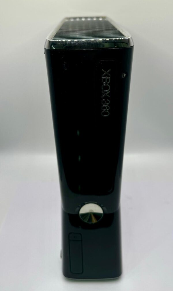 493674 3 CONSOLA XBOX 360 SLIM NEGRA 20GB + MANDO + CARGADOR