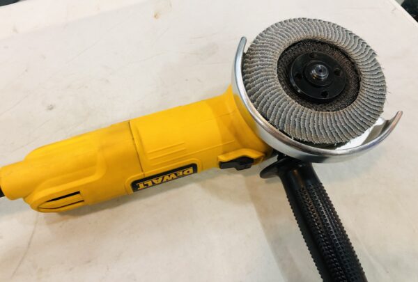 494149 3 scaled RADIAL DEWALT DWE4056 800W