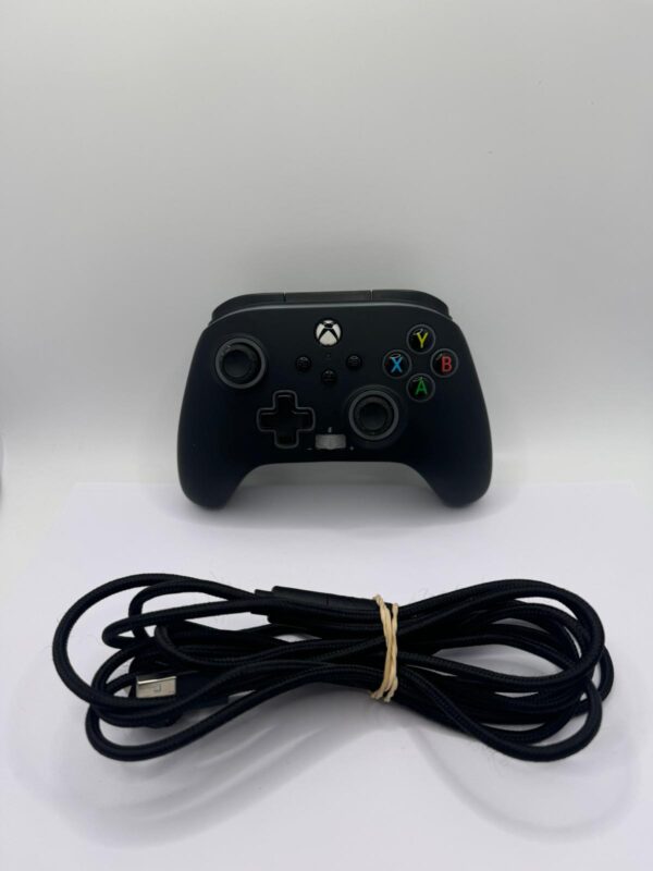 494814 1 MANDO XBOX SERIES X CON CABLE POWERA