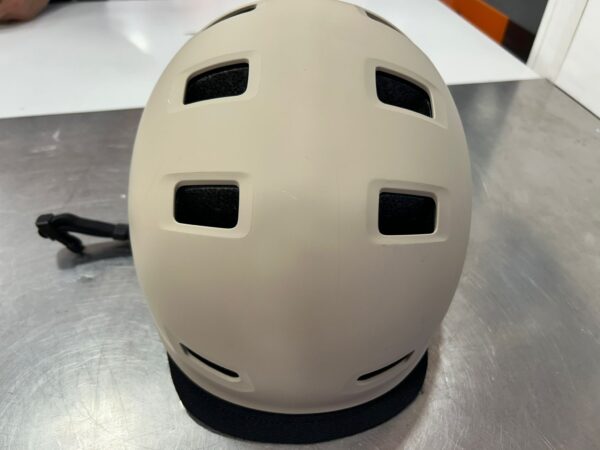 495409 4 CASCO DE PATIN DECATHLON 55-59CM M CREMA