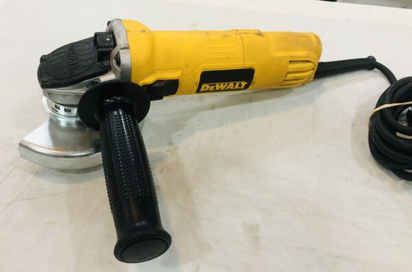 495802 scaled RADIAL DEWALT DWE4056 800W