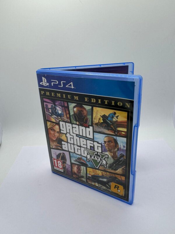 496067 3 VIDEOJUEGO GTA V PS4