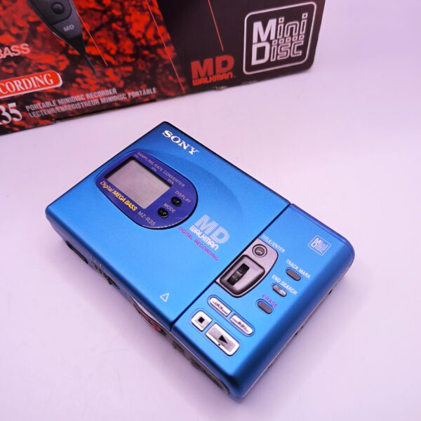 496188 2 scaled REPRODUCTOR MINIDISC SONY MZ-R35 CAJA COMPLETA