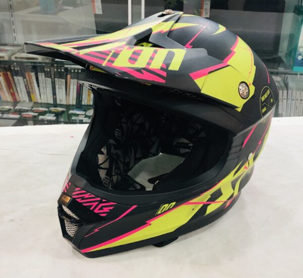 496554 2 scaled CASCO MOTOCROSS SHOT RACE GEAR FURIOUS 2017 TALLA M+GAFAS