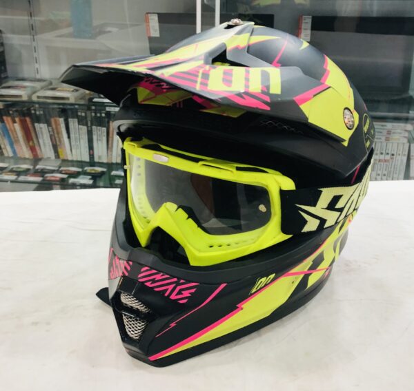 496554 scaled CASCO MOTOCROSS SHOT RACE GEAR FURIOUS 2017 TALLA M+GAFAS