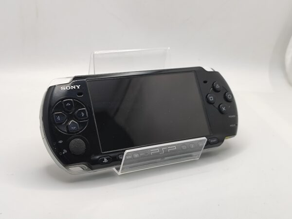 IMG 20240925 111302 scaled CONSOLA PSP 3000 + CARGADOR *NO INCLUYE BATERIA*