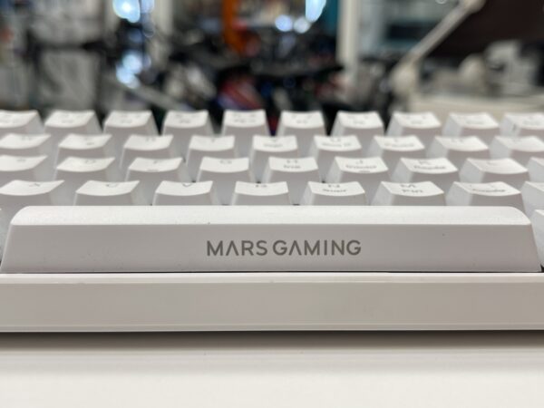 IMG 9048SAMU270924 81 scaled TECLADO MARS GAMING MKMNIW BLANCO