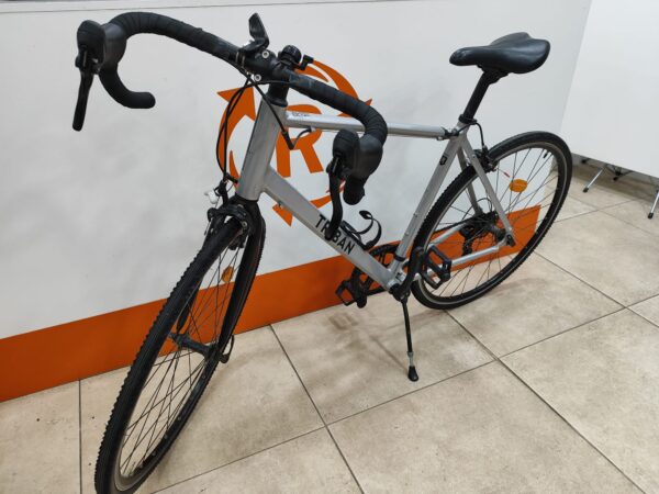 Imagen de WhatsApp 2024 09 11 a las 11.19.18 1373a7d3 BICICLETA CARRETERA DECATHLON RC TRIBAN 100 GRIS