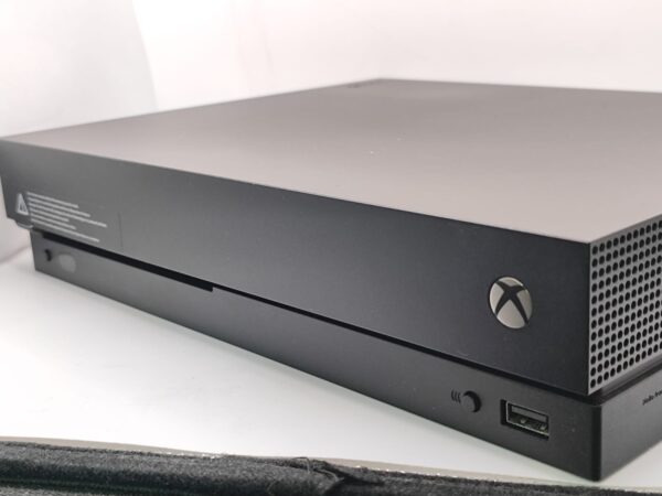 Imagen de WhatsApp 2024 09 25 a las 20.00.19 401faf5d CONSOLA XBOX ONE X 1TB + MANDO + CAJA