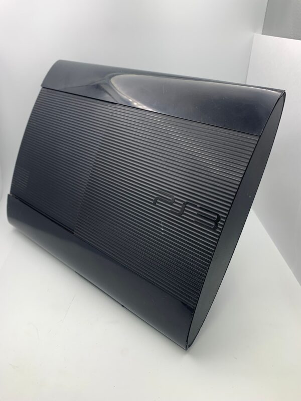 WhatsApp Image 2024 09 05 at 11.23.32 CONSOLA SONY PS3 SUPER SLIM 260GB + MANDO