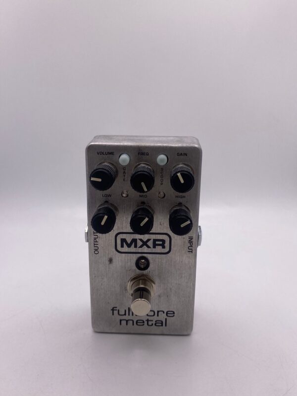 WhatsApp Image 2024 09 16 at 10.45.00 1 PEDAL MXR FULLBORE METAL GRIS