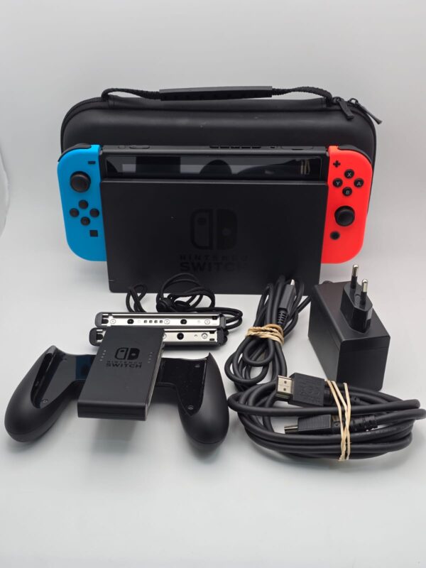 14 U499498 1 CONSOLA NINTENDO SWITCH 32GB AZUL Y ROJA + ACC + CABLES