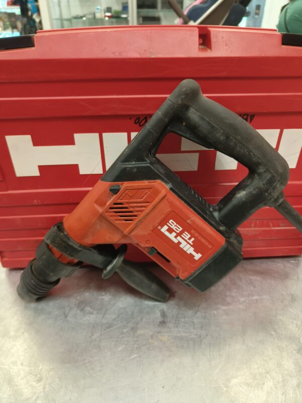 15U497295 2 TALADRO PERCUTOR HILTI TE 25 + MALETIN