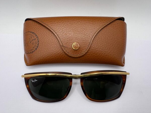 16 U493057 2 GAFAS DE SOL RAYBAN OLIMPIA + FUNDA