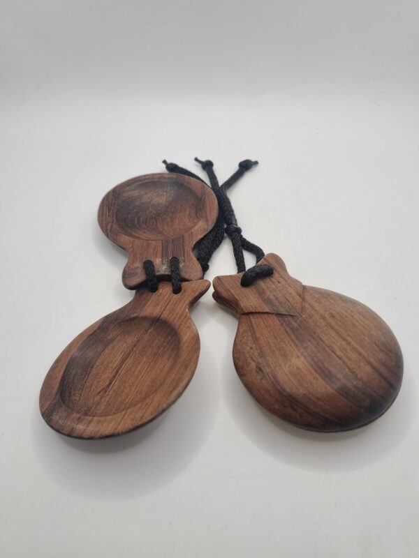 3853247 1 CASTAÑUELAS DE MADERA LECCEN TENA