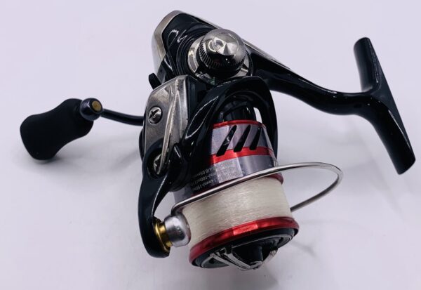 455859 3 CARRETE DE PESCA DAIWA NINJA LT1000+CAJA