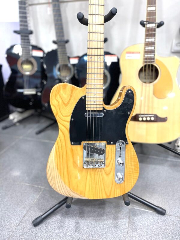 460194 1 2 GUITARRA ELECTRICA TELECASTER ''ESTILO M CONRAD''