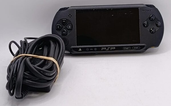 493211 1 CONSOLA SONY PSP E1004 NEGRO+ CARGADOR