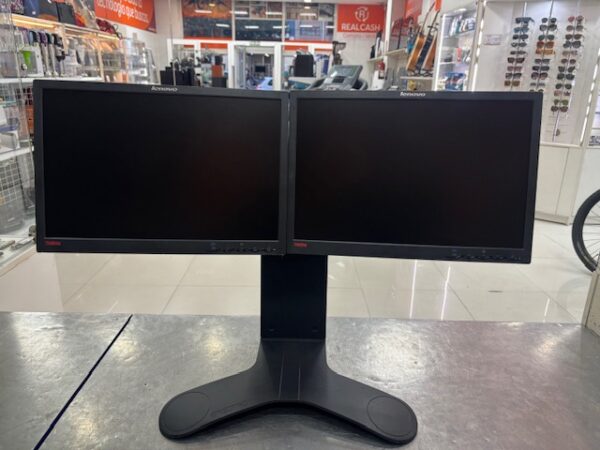 498191 1 PAREJA DE MONITORES MONITOR LENOVO L197WA + SPORTE ERGOTRON PARA 2 MONITORES