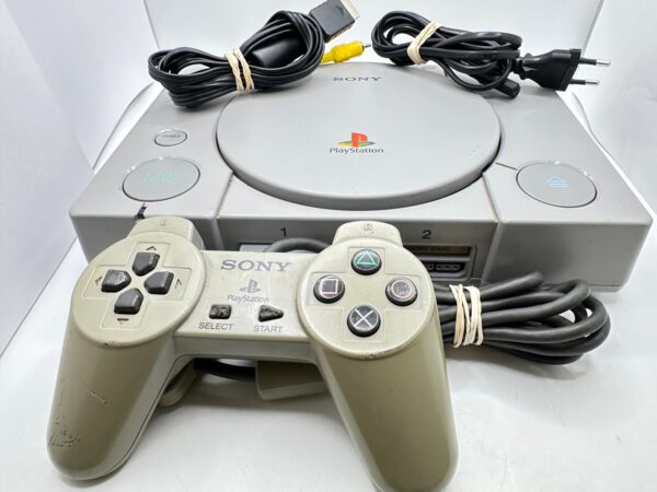 498330 8 CONSOLA SONY PLAYSTATION SCPH-1080 + MANDO