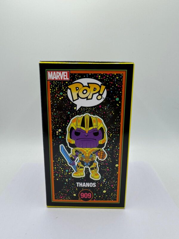 498922 2 FUNKO THANOS 909