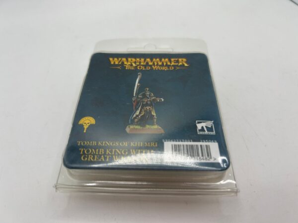 499251 3 FIGURA WARHAMMER THE OLD WORLD TOMB KING WITH GREAT WEAPON A ESTRENAR